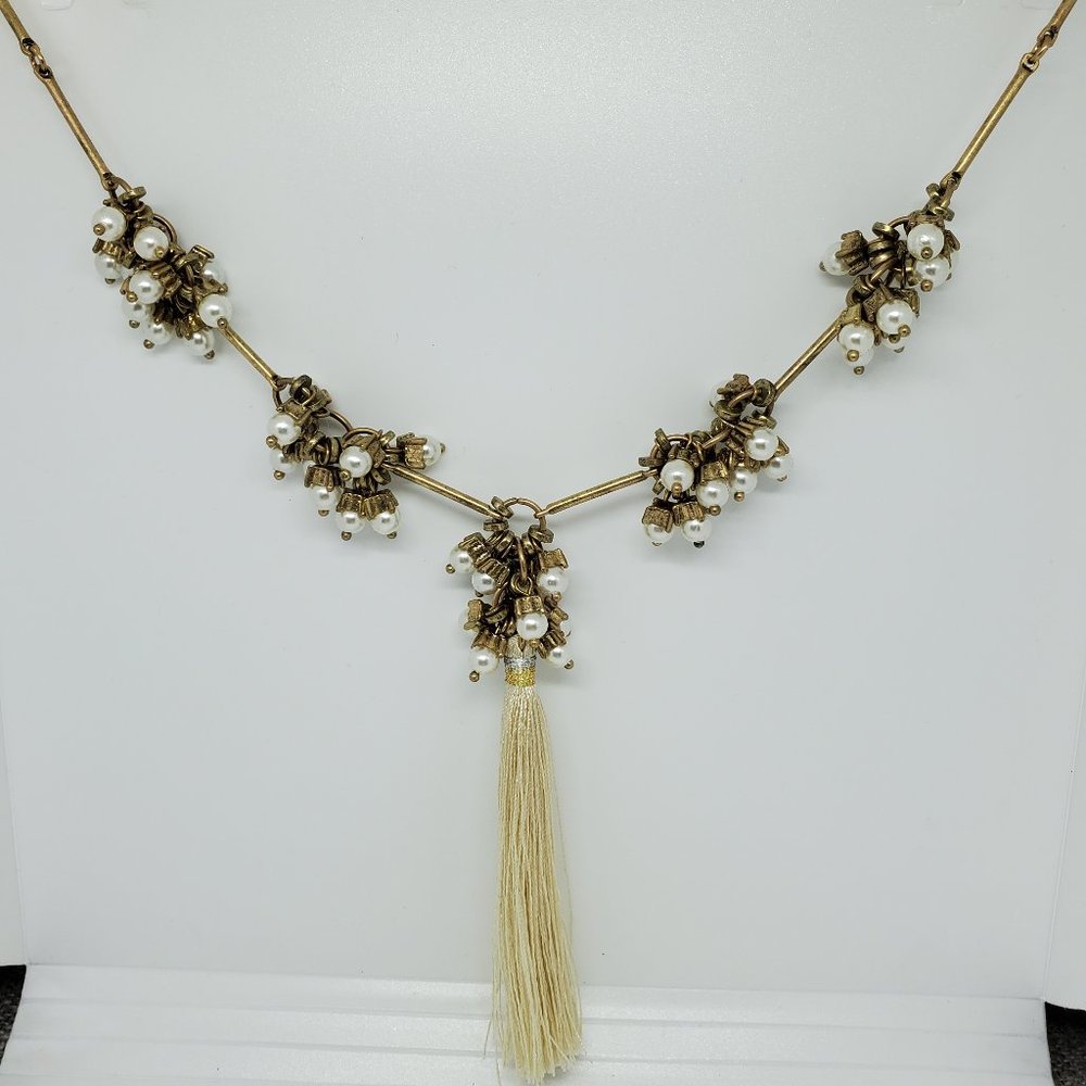 Pearl cluster and tassle necklace